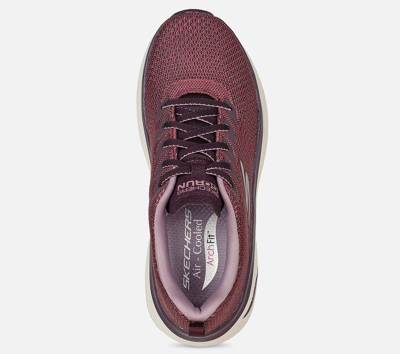 Max Cushioning Arch Fit Shoe Skechers