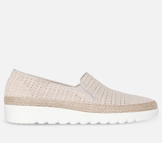 BOBS Flexpadrille HI – Serene Peak Ballerina Skechers.fi