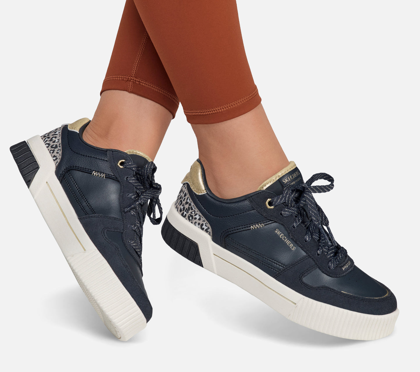 Jade - Lustrous Luxury Shoe Skechers.fi