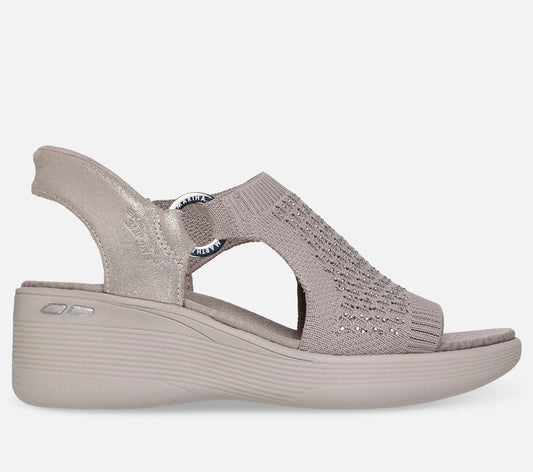 Martha Stewart: Slip-ins: Pier Lite - Park Path Sandal Skechers.fi