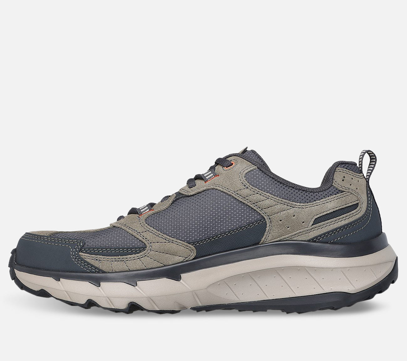 Relaxed Fit: D'Lux Pro Shoe Skechers.fi