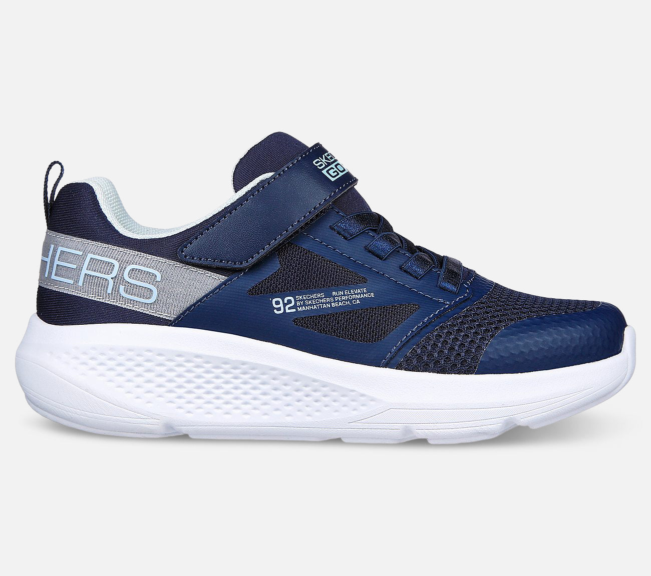 GO RUN Elevate – Up Step Shoe Skechers