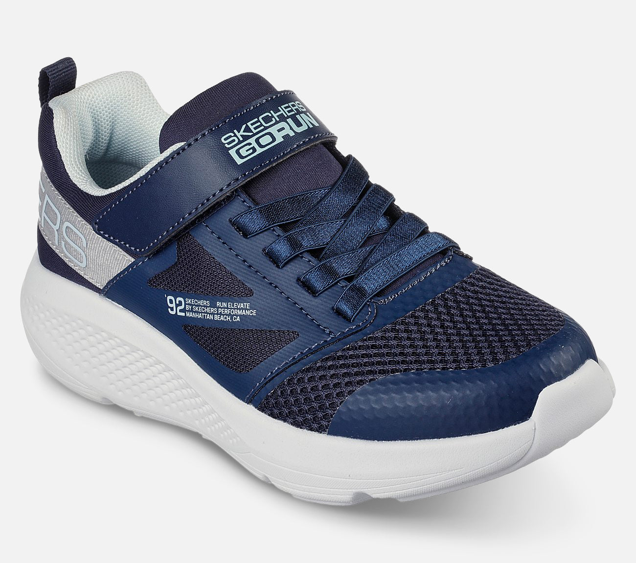 GO RUN Elevate – Up Step Shoe Skechers