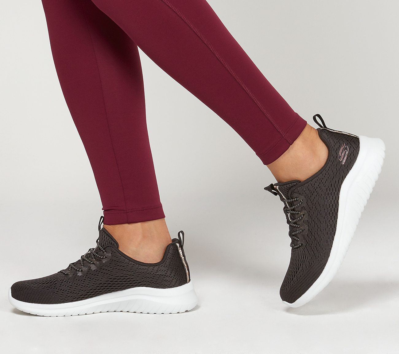 Ultra Flex - Lite Groove Shoe Skechers