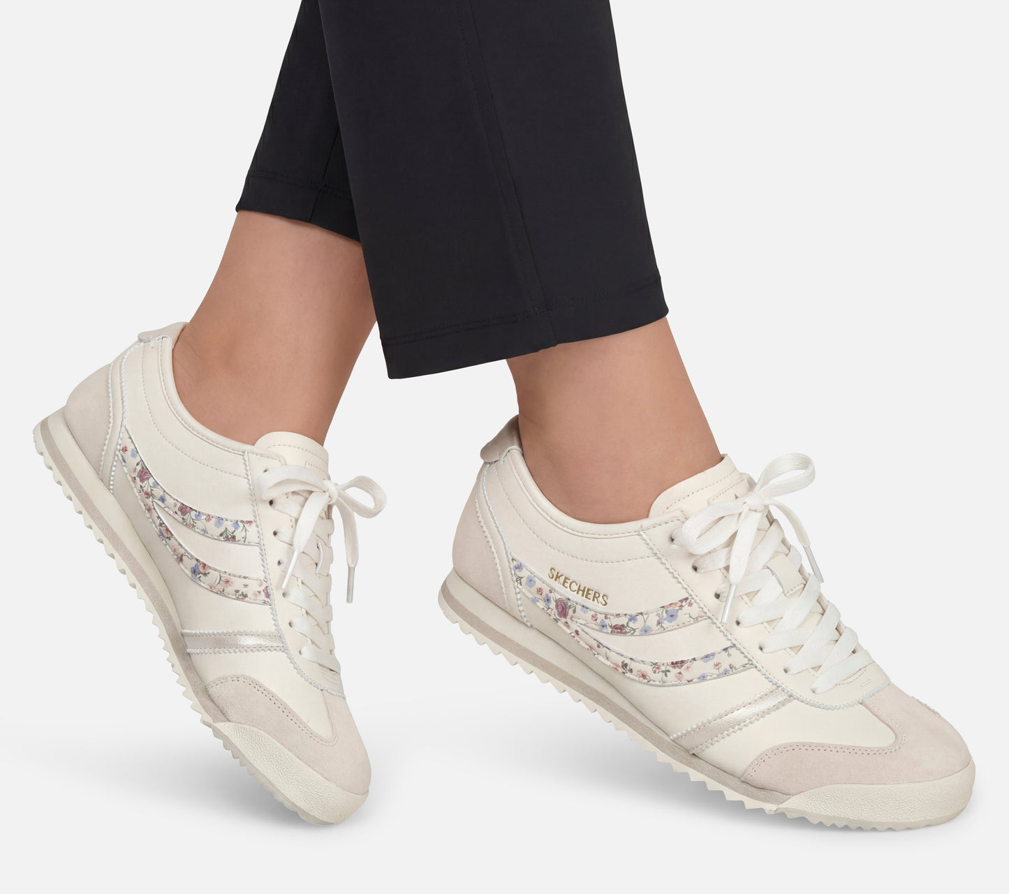 Topnotch - Hint of Floral Shoe Skechers.fi