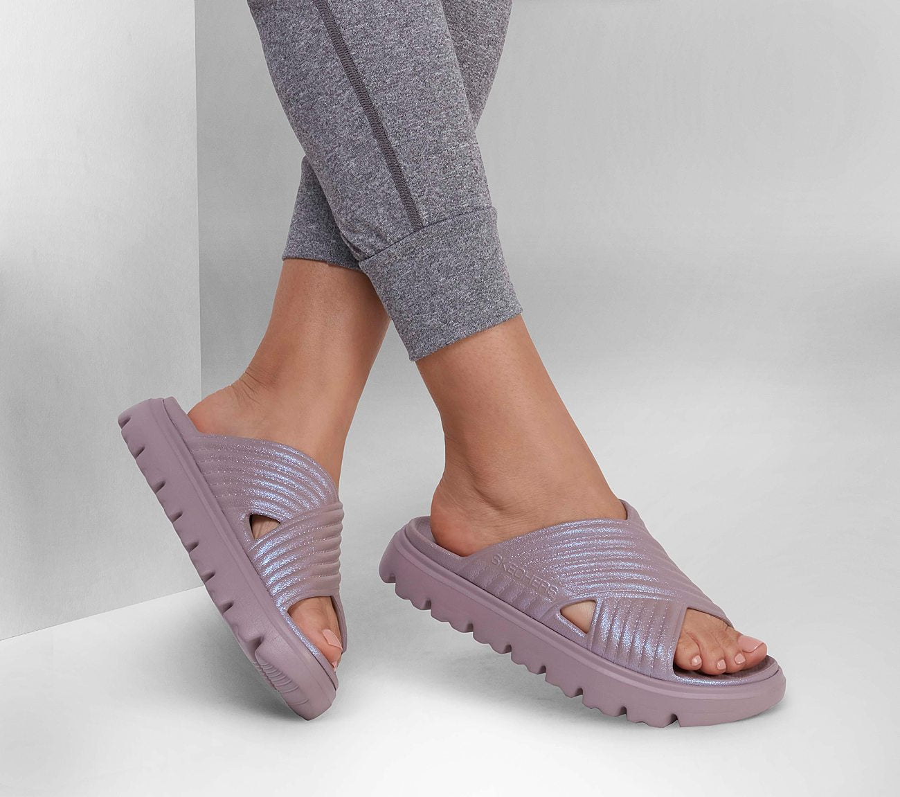 Foamies: Top-Level - Vibe Check Sandal Skechers