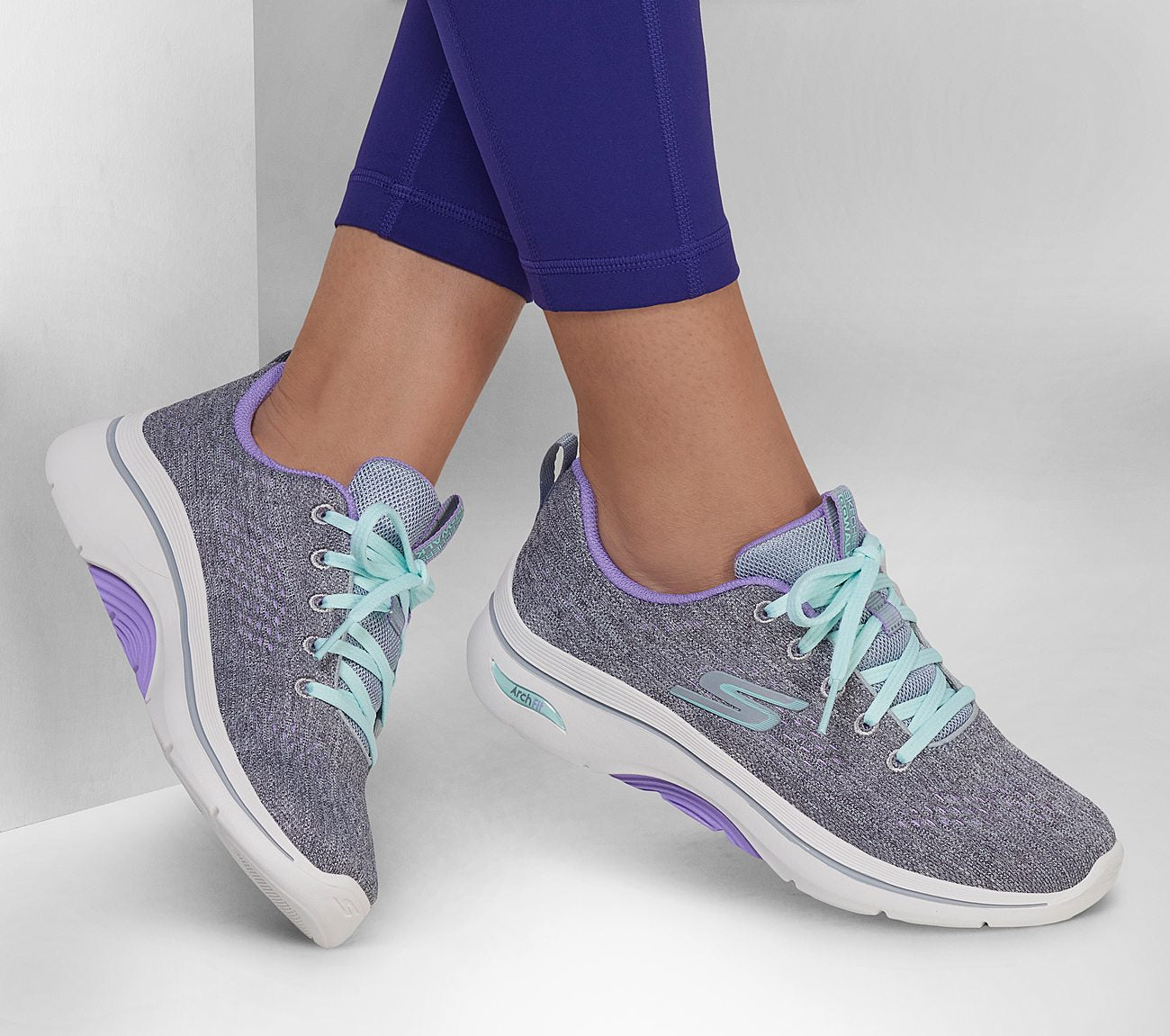 GO WALK Arch Fit 2.0 - Vivid Sunset Shoe Skechers.fi