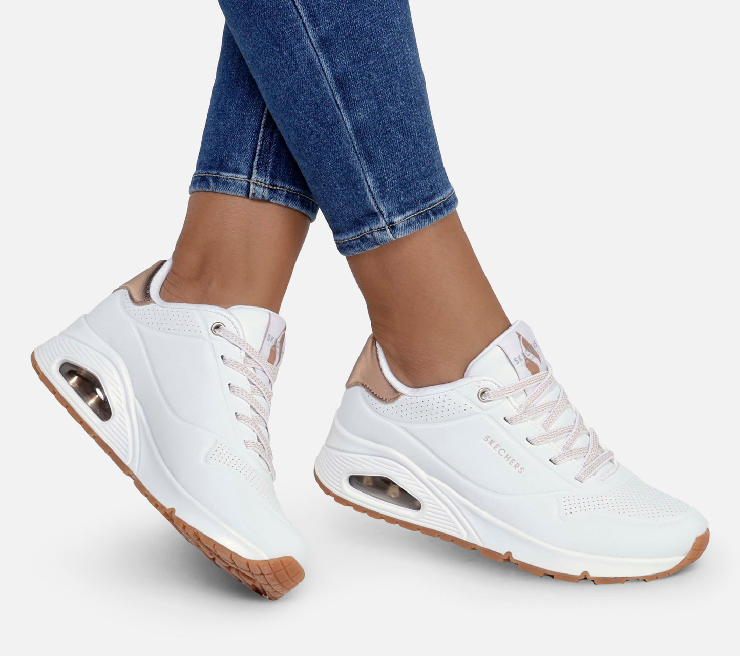 Wide Fit: Uno - Shimmer Away Shoe Skechers.fi