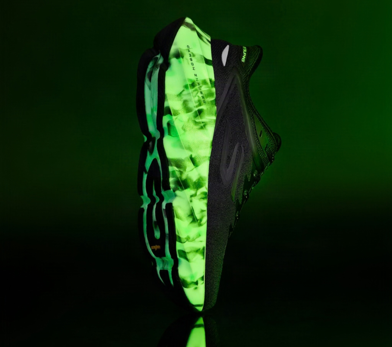 Slip-ins: Aero Burst - Glow in the Dark Shoe Skechers.fi