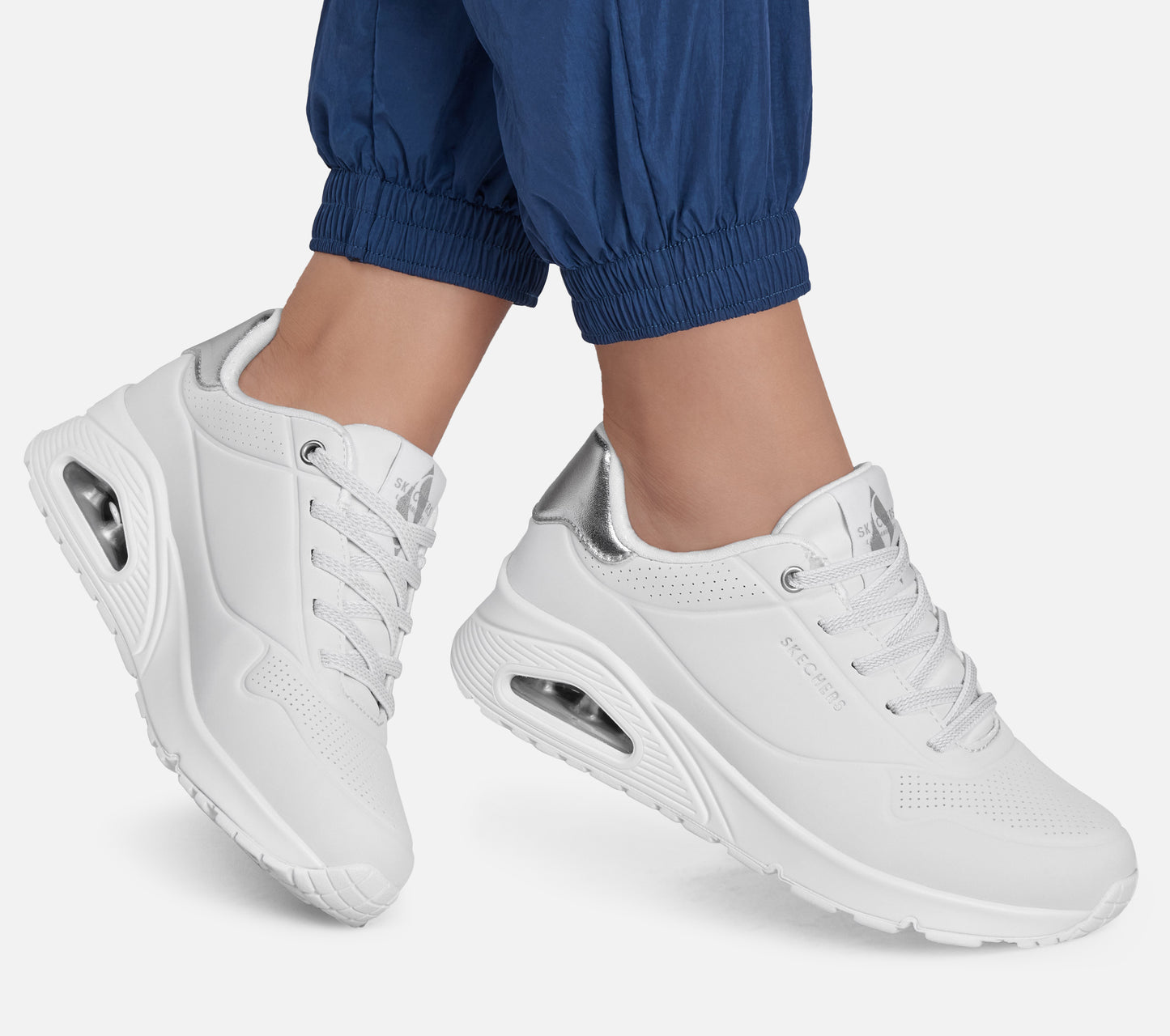 Wide Fit: Uno - Shimmer Away Shoe Skechers.fi