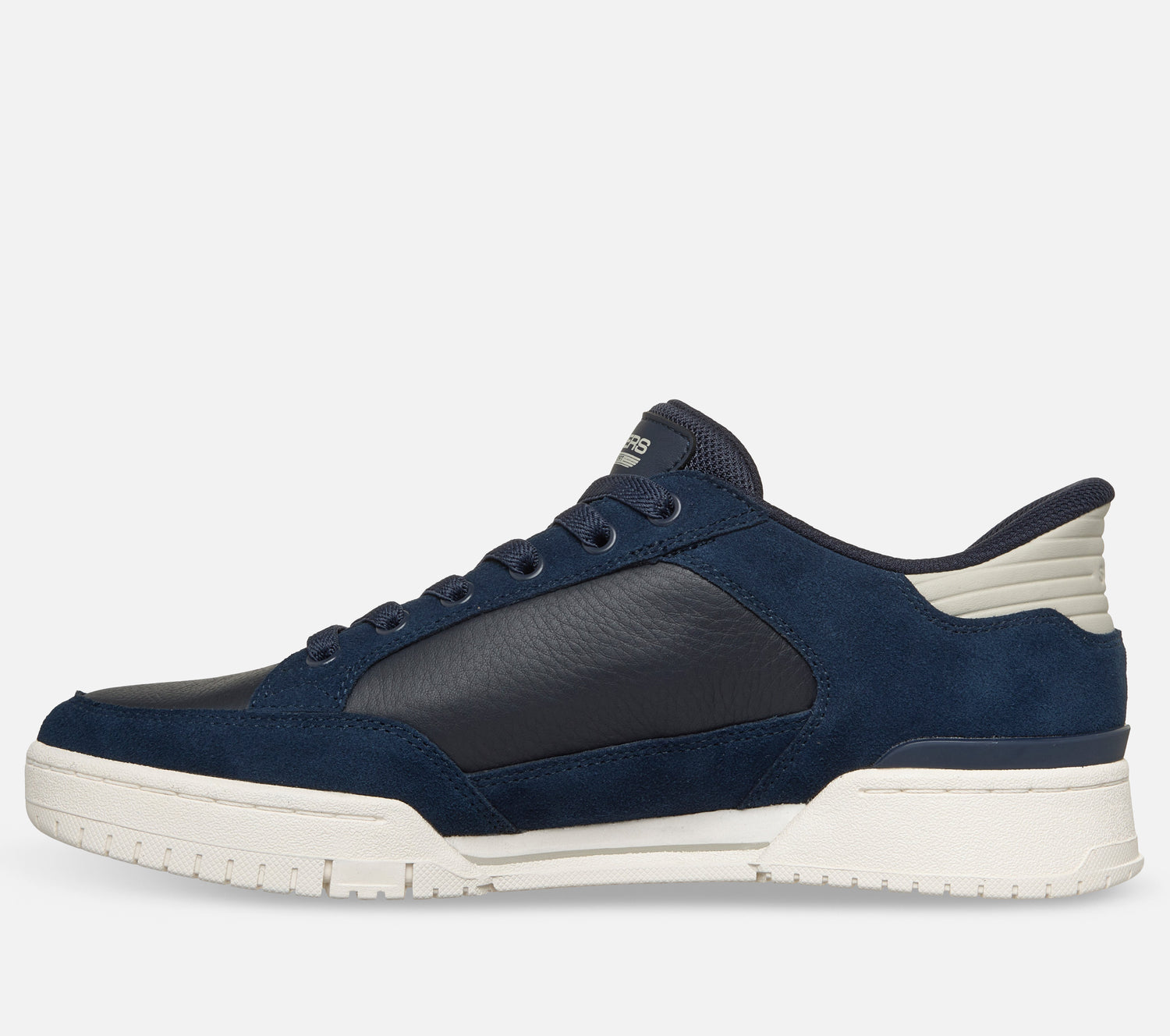 Slip-ins: Recoil - Persius Shoe Skechers.fi