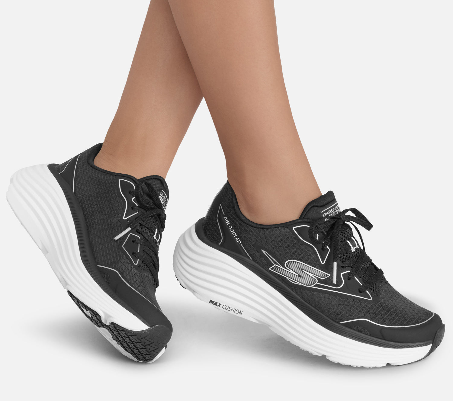 Max Cushioning Endeavour - Galloway Shoe Skechers.fi