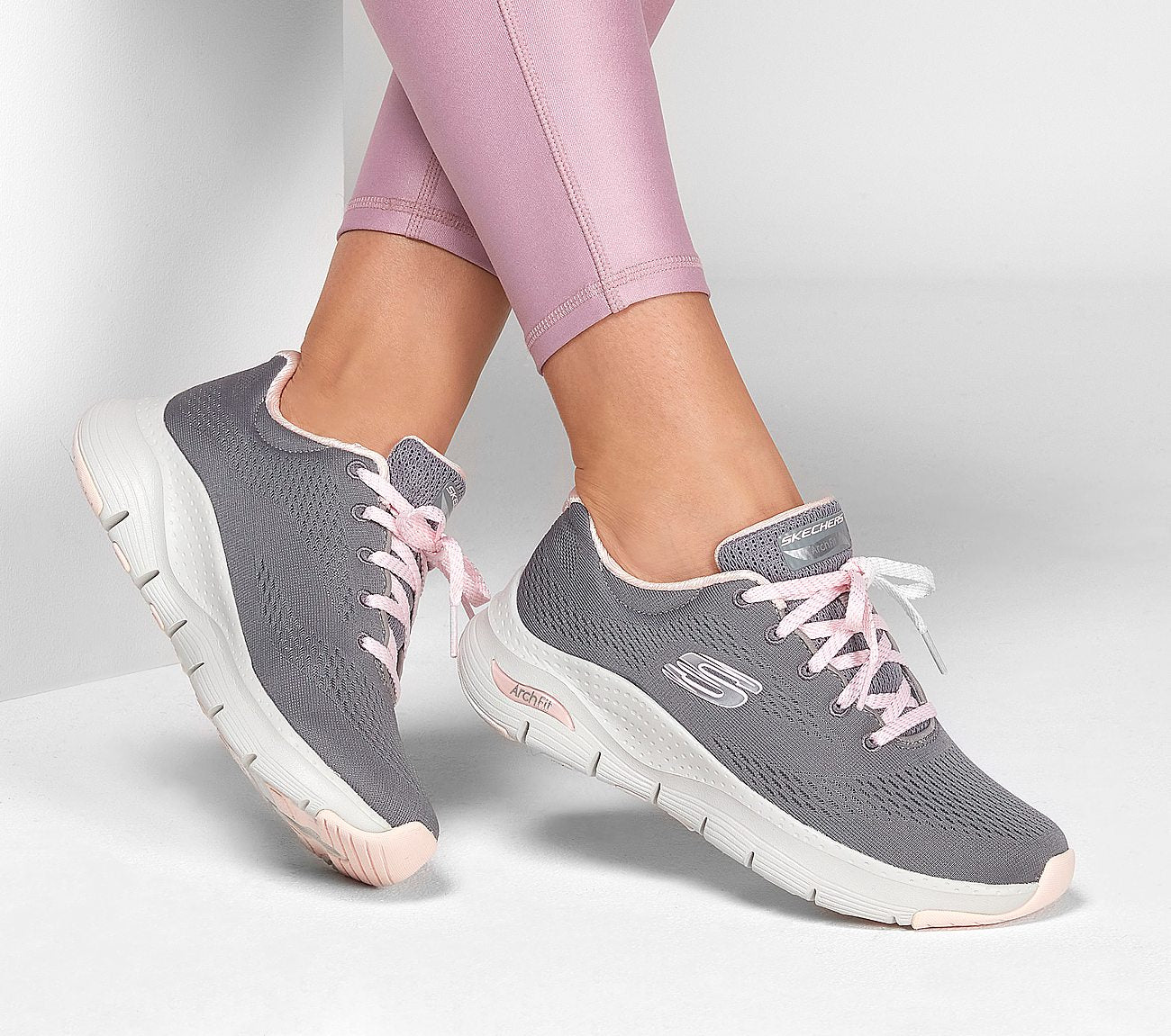 Wide Fit: Arch Fit - Big Appeal Shoe Skechers