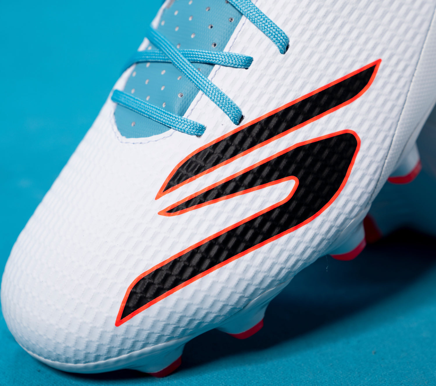 SKX_2 Academy FG Football Skechers.fi