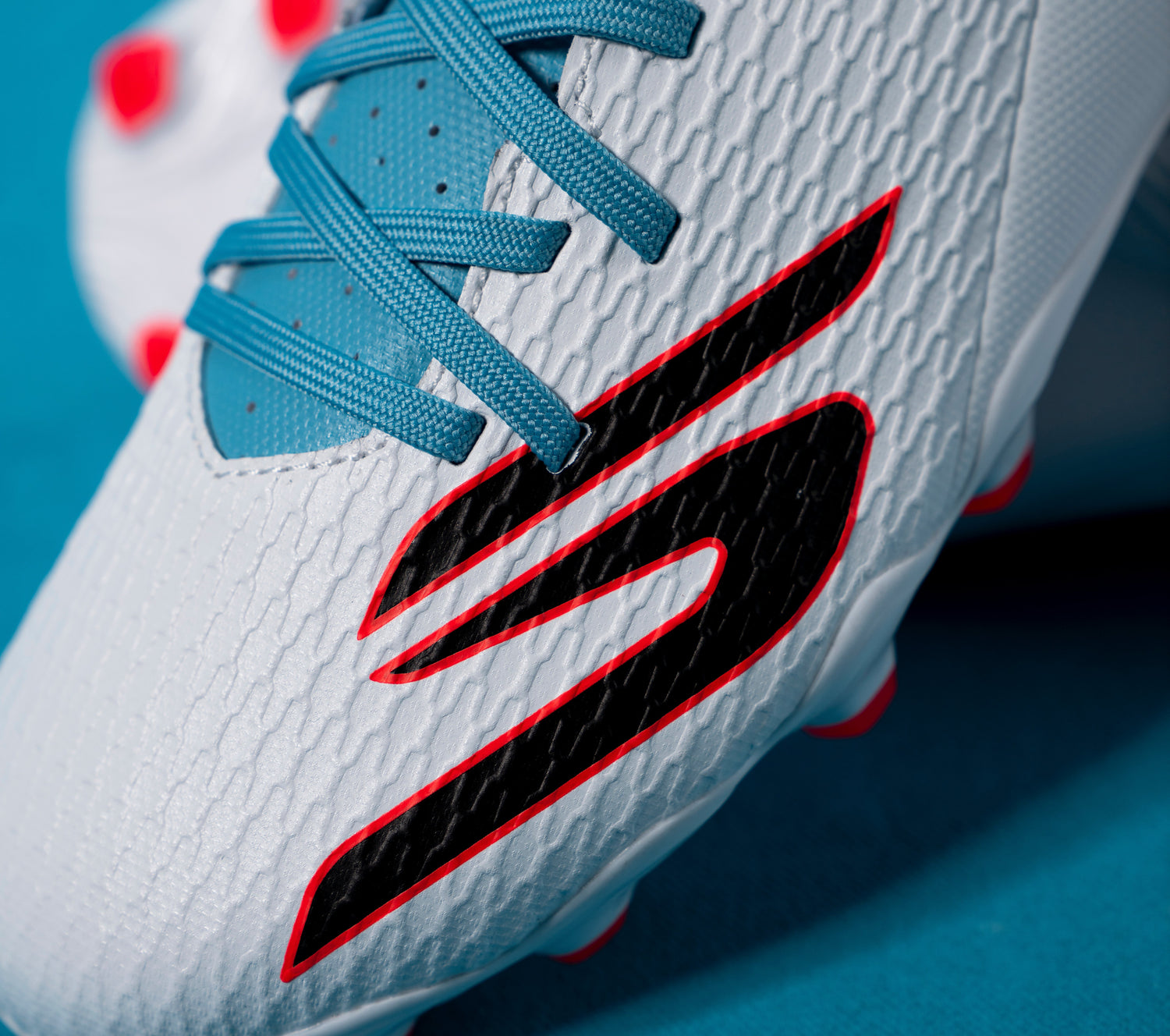 SKX_2 JR Youth MG Football Skechers.fi