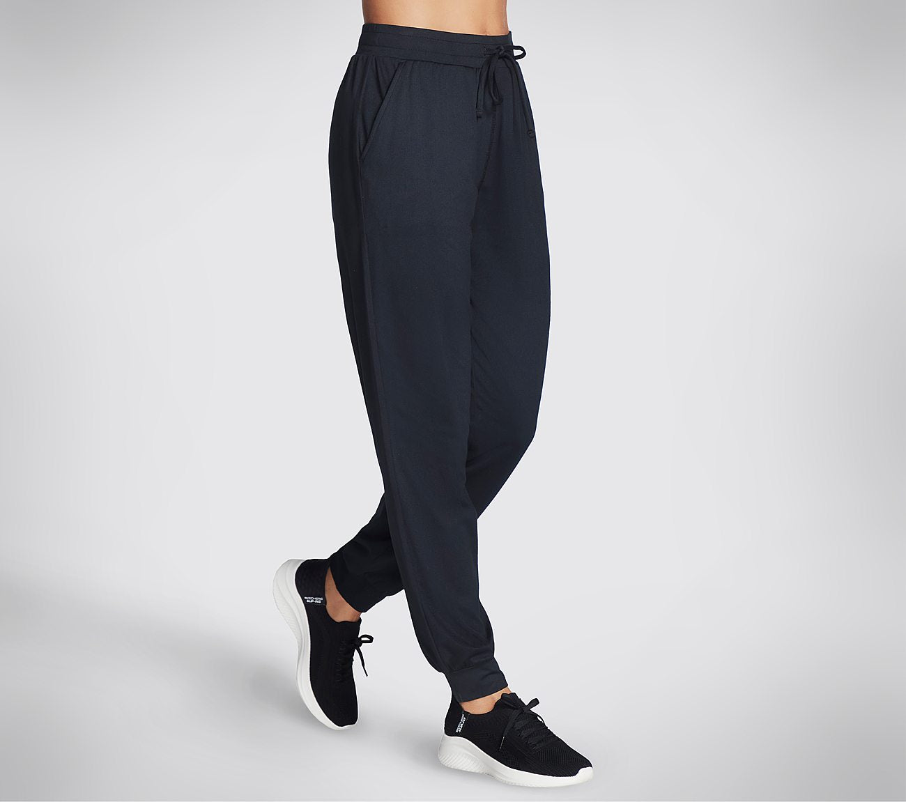 GO DRI Swift Jogger Clothes Skechers