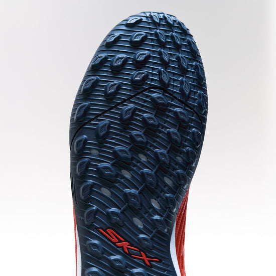 Jalkapallokengät tekonurmikentille (Turf)